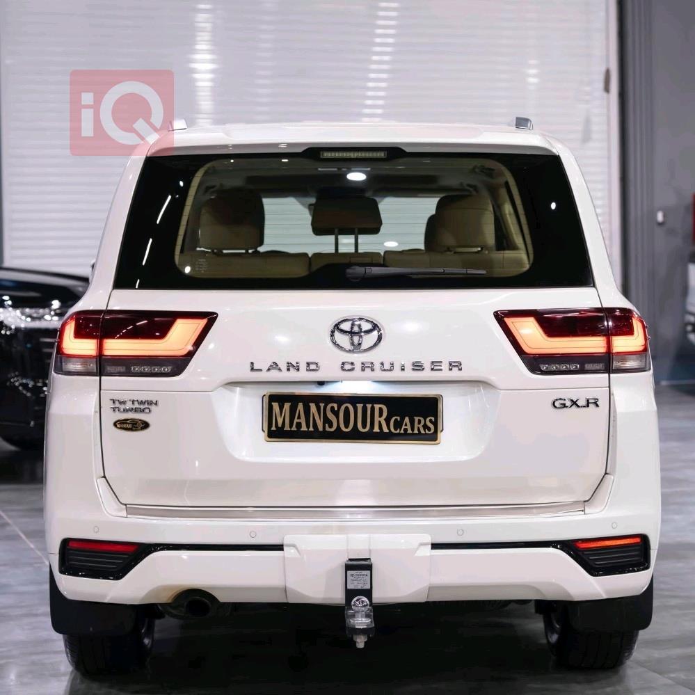 تويوتا لاندكروزر